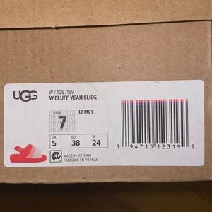 Ugg slippers; Women size 7